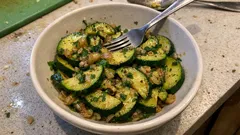 Zucchine in padella con scalogno: il contorno veloce che resta sempre saporito